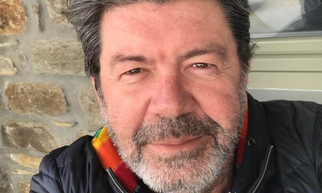 Γιάννης Λάτσιος: Πόσταρε φωτογραφίες με τη μαμά και την αδελφή του - Μαζί του και ο Άγγελος (pics)