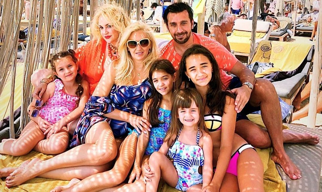 Θάνος Πετρέλης: Η κόρη του Αγάπη μεγάλωσε και είναι πανέμορφη (pics)