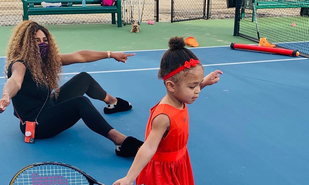 Η Serena Williams ποζάρει με την κόρη της Olympia για γνωστό οίκο μόδας