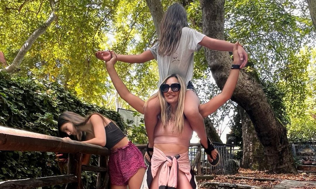 Ελένη Πετρουλάκη: Αυτή είναι η κόρη της που ασχολείται με το ποδόσφαιρο