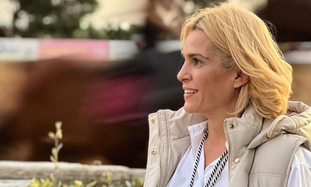Τζένη Μπότση: Η κόρη της έγινε τριών - Η εντυπωσιακή τούρτα και το ιδιαίτερο χτένισμα