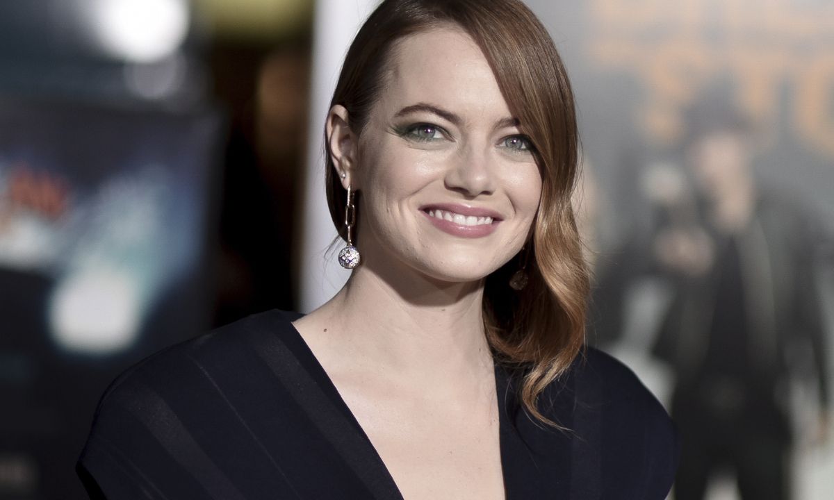 Έγκυος στο πρώτο της παιδί η Emma Stone: Η κοιλίτσα της έχει μεγαλώσει ήδη!