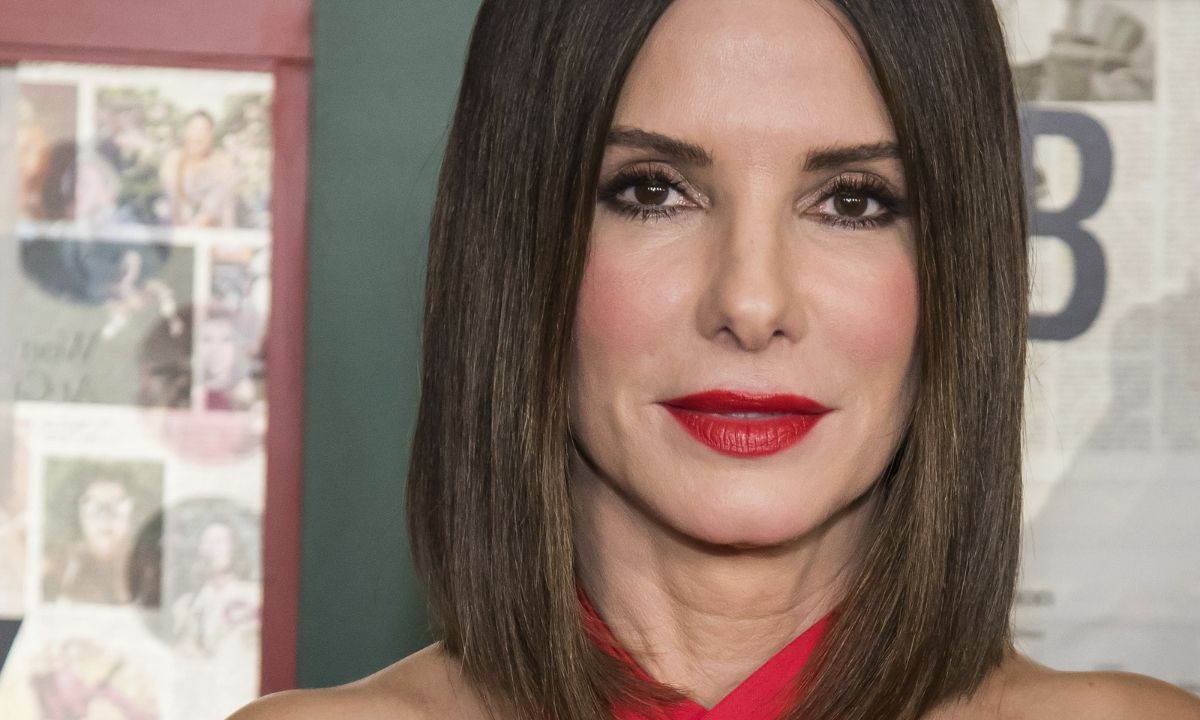 6 skincare μυστικά της Sandra Bullock για νεανική και λαμπερή επιδερμίδα