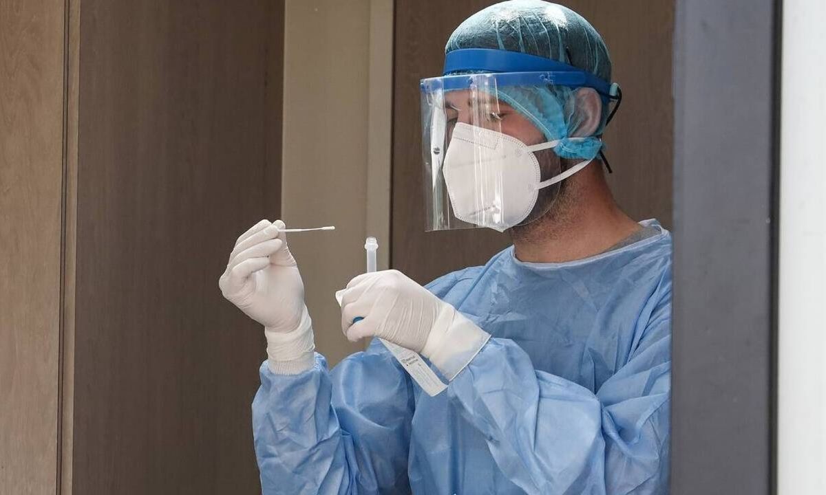 Κορoνοϊός - «Βόμβα» Παγώνη: «Ο αριθμός των κρουσμάτων θα φτάσει στο peak - Θα ξεπεράσει τα 2.500»