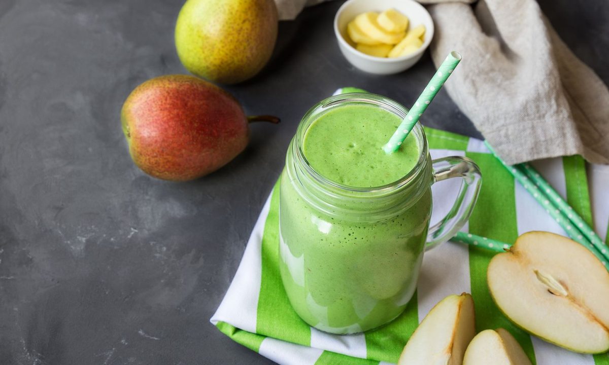 Μαμά και διατροφή: 3 φθινοπωρινά smoothies με αχλάδι για απώλεια βάρους