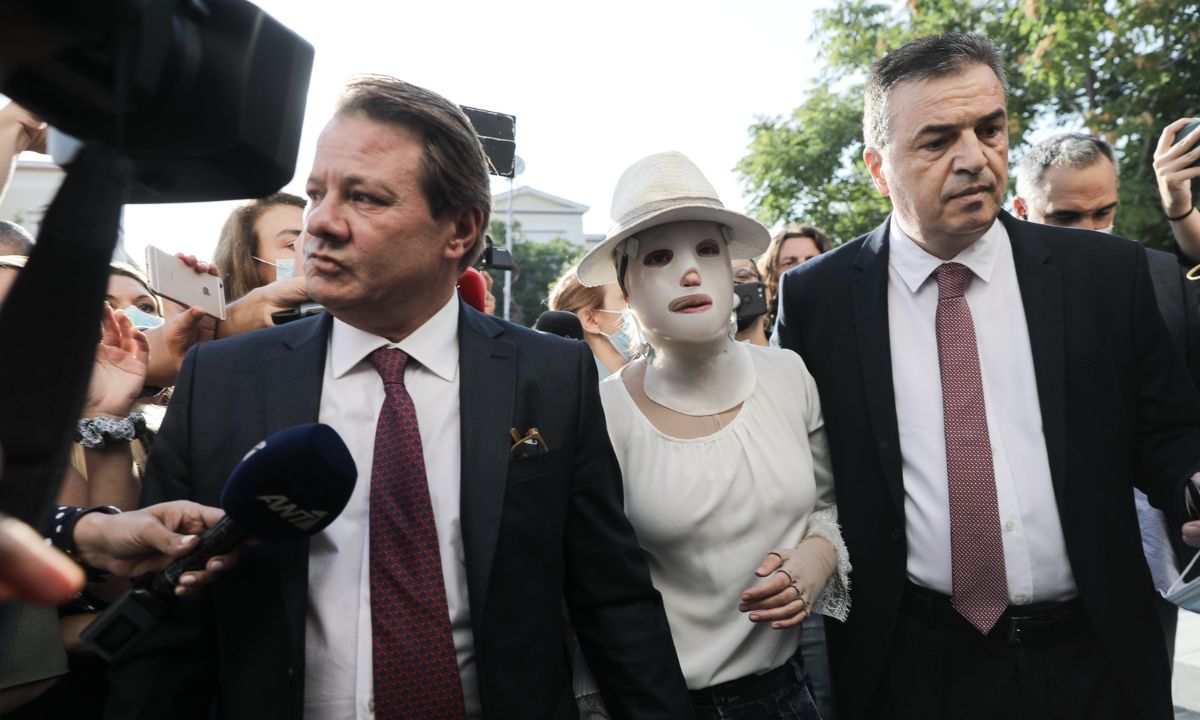 Δίκη για βιτριόλι: Στις 30 Σεπτεμβρίου θα συνεχιστεί η διαδικασία - Θα δώσει το «παρών» η Ιωάννα