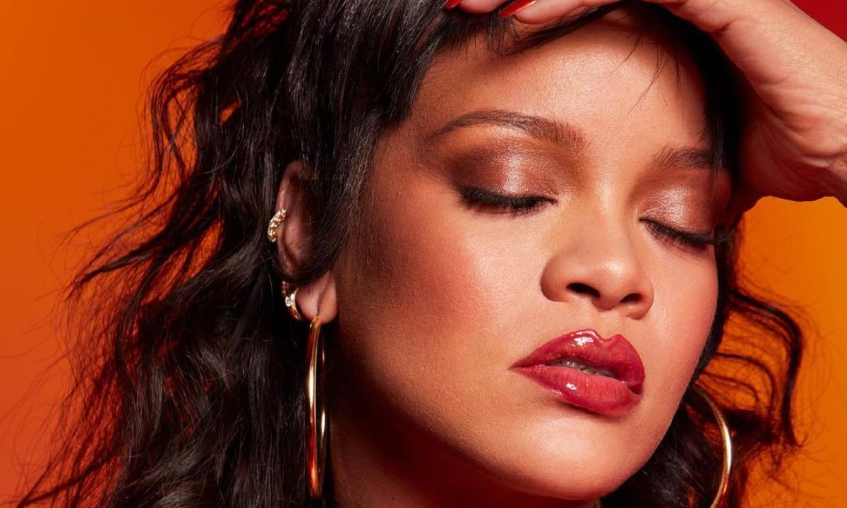 Τα lip gloss… είναι hot τάση! 10 για να διαλέξεις