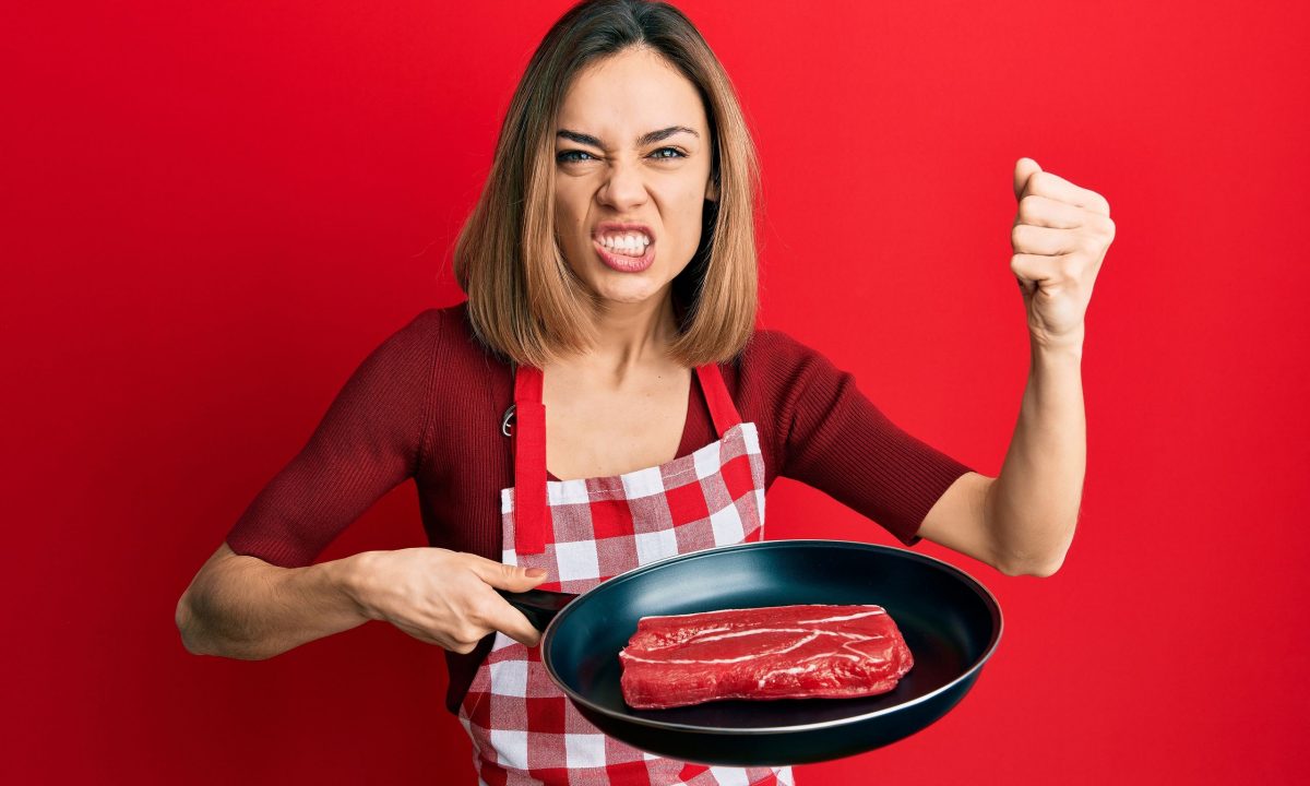 Tips για μαμάδες: Τι να κάνετε αν το κρέας είναι σκληρό – Πώς θα μαλακώσει