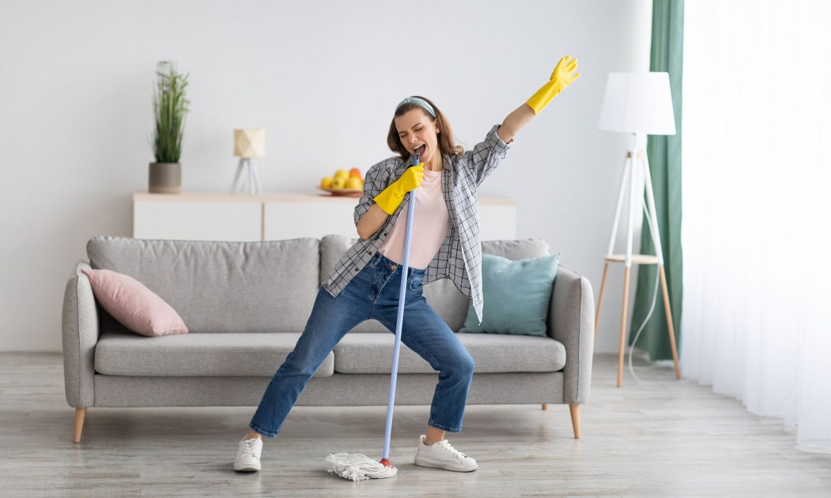 Tips για μαμάδες: Πώς να διατηρήσετε την σφουγγαρίστρα καθαρή