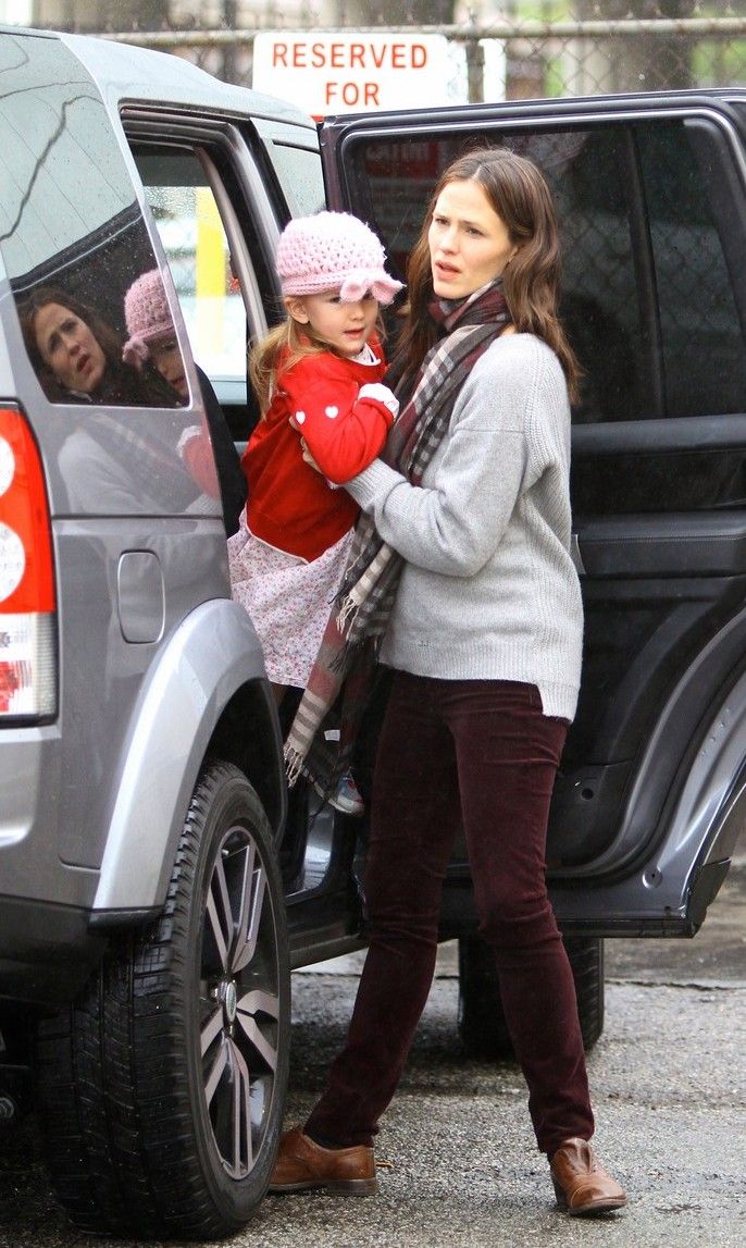 Jennifer Garner – Ben Affleck: Χριστουγεννιάτικα ψώνια με τις κόρες τους