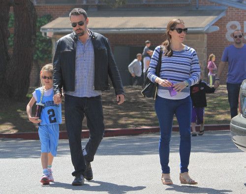 Ben Affleck-Jennifer Garner: Ένα ευτυχισμένο ζευγάρι και η υπέροχη οικογένειά του! (φωτό)