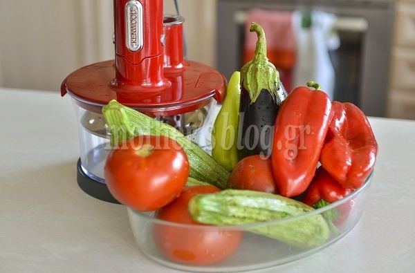 Κοτόπιτα με λαχανικά από τον Γιώργο Γεράρδο