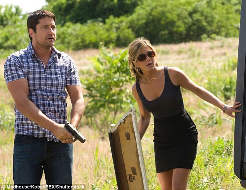 Gerard Butler: «Άναψε» φωτιές ανάμεσα σε Angelina Jolie & Jennifer Aniston. Η δήλωση που συζητήθηκε