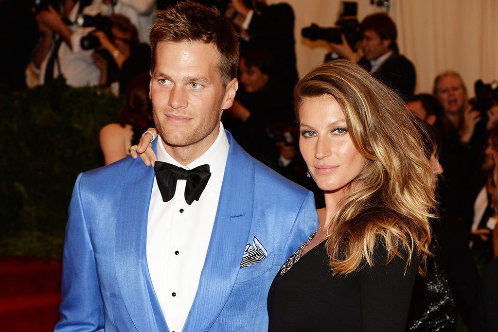 Ο σύζυγος της Gisele φιλά στο στόμα τον 11χρονο γιο του, προκαλώντας θύελλα αντιδράσεων (pics)