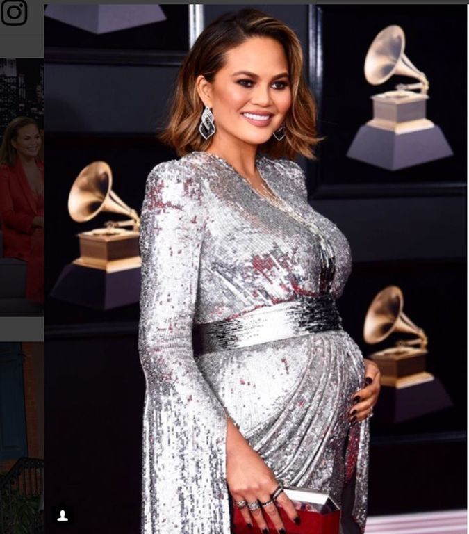 Chrissy Teigen: Αυτή είναι η παπαράτσι φωτογραφία που την έκανε έξω φρενών (pics)