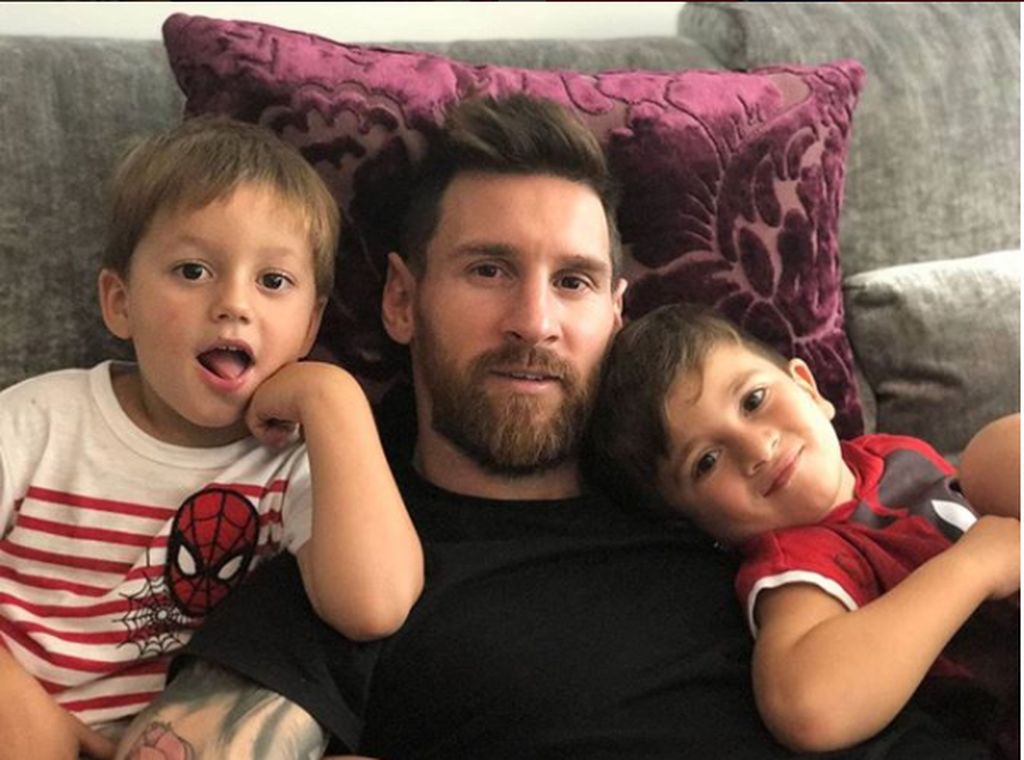 Lion Messi: Γεννήθηκε το τρίτο του παιδί-Οι πρώτες φωτογραφίες από το μαιευτήριο (pics)