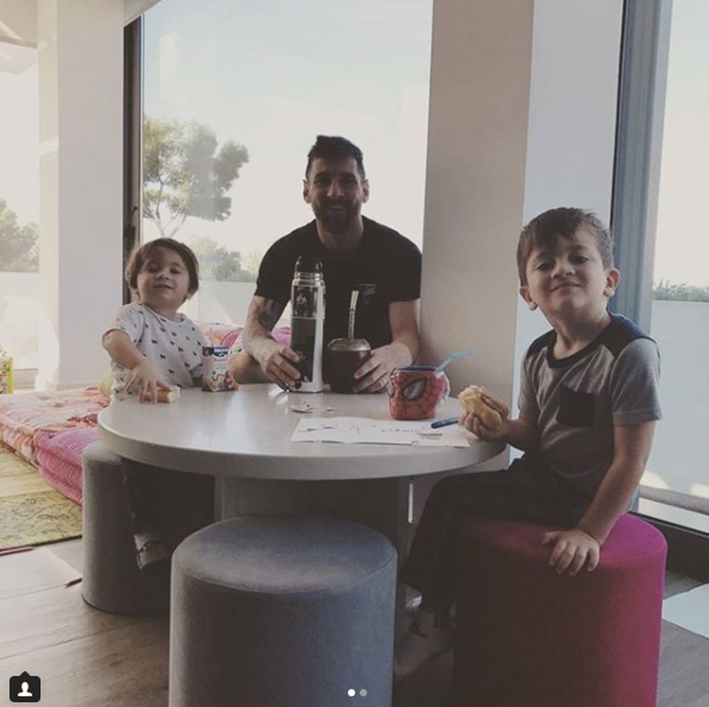 Lion Messi: Γεννήθηκε το τρίτο του παιδί-Οι πρώτες φωτογραφίες από το μαιευτήριο (pics)