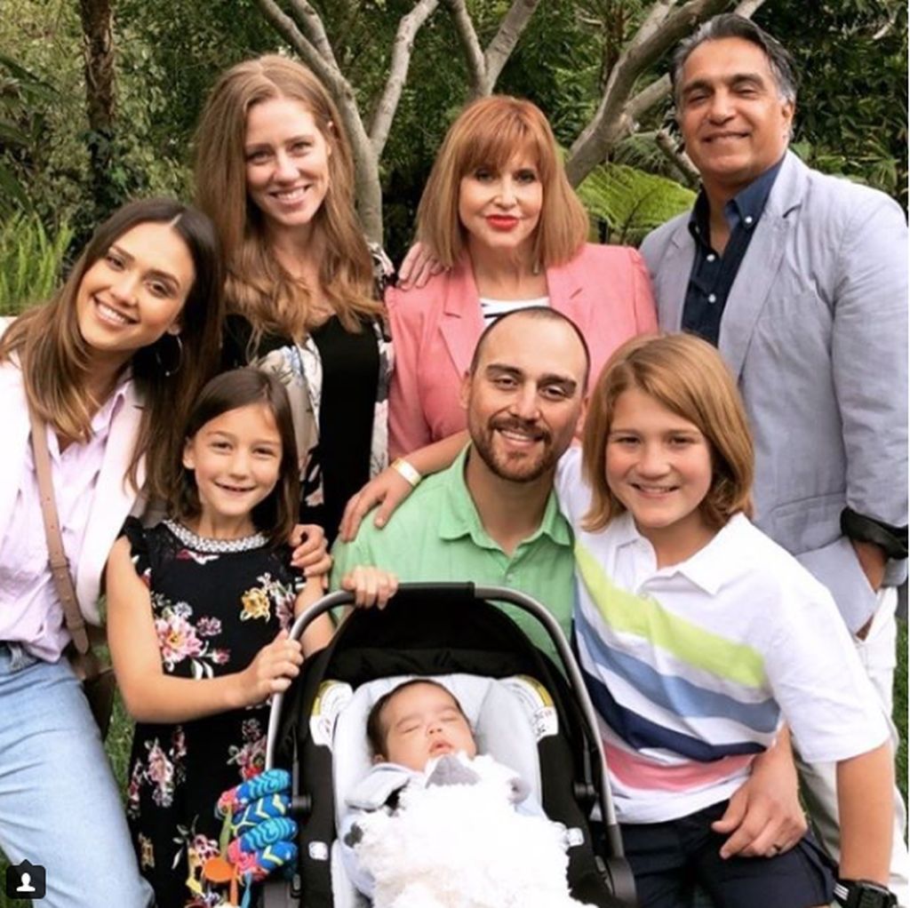 Οικογενειακά και για την Jessica Alba