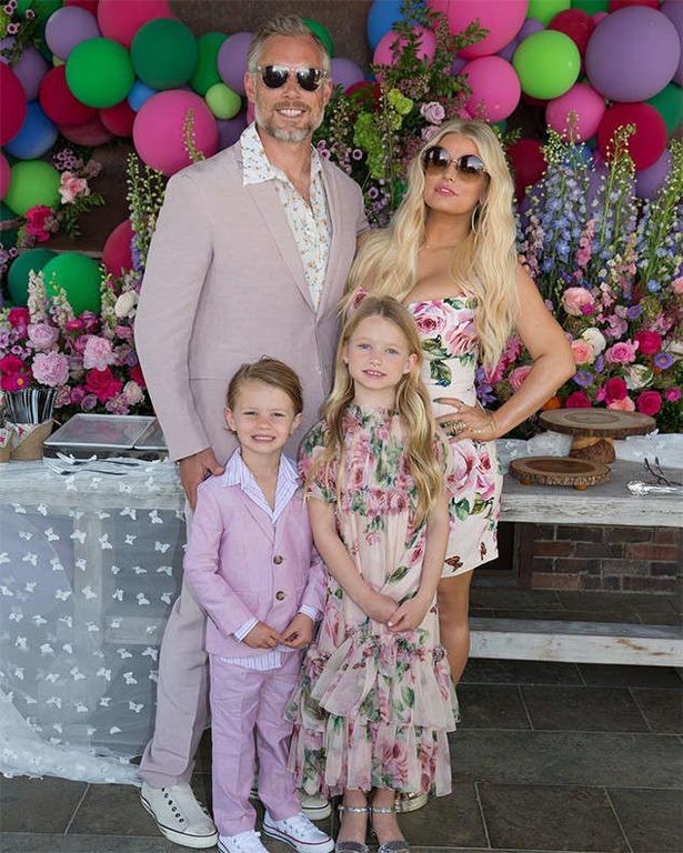 Οικογενειακά πέρασαν το Πάσχα η Jessica Simpson