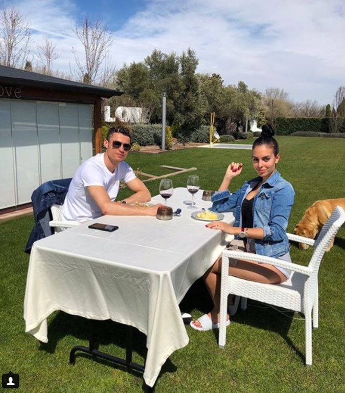Οικογενειακά και παραδοσιακά και για τον Cristiano Ronaldo