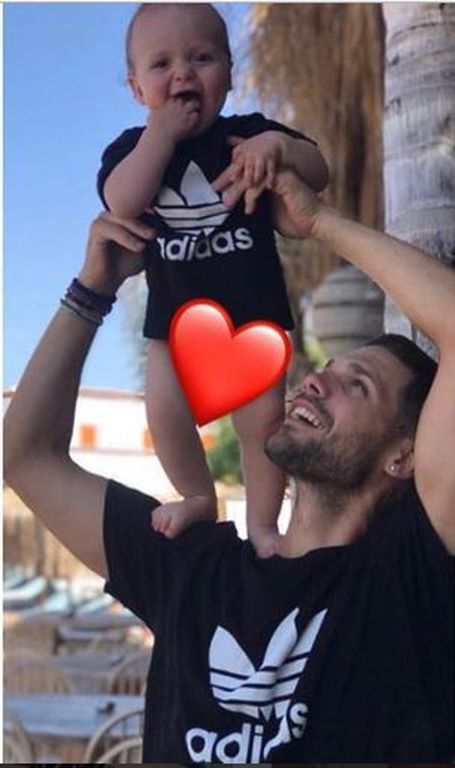 Αυτό το μωρό έχει τρελάνει τους Έλληνες στο Instagram (pic)