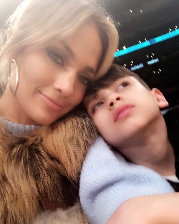 10 φωτογραφίες που αποδεικνύουν ότι η Jennifer Lopez είναι η πιο γλυκιά μανούλα (pics)