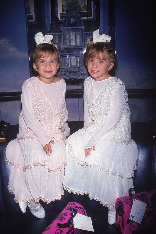 Mary Kate και Ashley Olsen, 1993