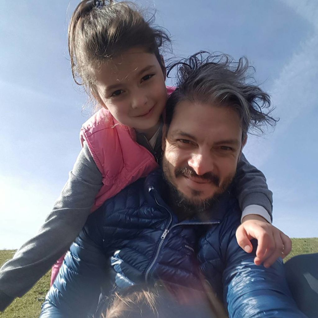 Αυτή είναι η υπέροχη οικογένεια του Άγγελου Χαριστέα - Δείτε φώτο από τη ζωή τους στο Αμστερντάμ