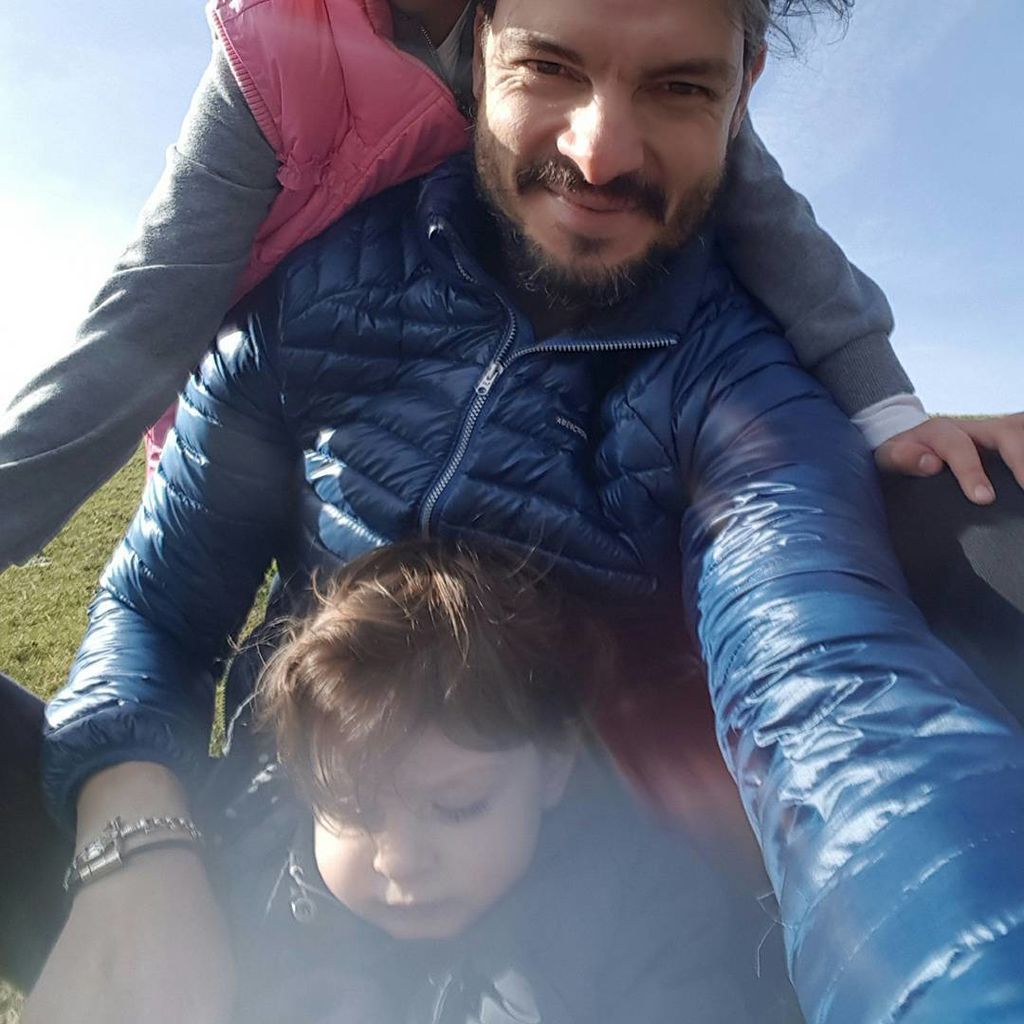 Αυτή είναι η υπέροχη οικογένεια του Άγγελου Χαριστέα - Δείτε φώτο από τη ζωή τους στο Αμστερντάμ