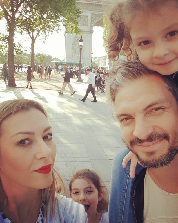 Αυτή είναι η υπέροχη οικογένεια του Άγγελου Χαριστέα - Δείτε φώτο από τη ζωή τους στο Αμστερντάμ