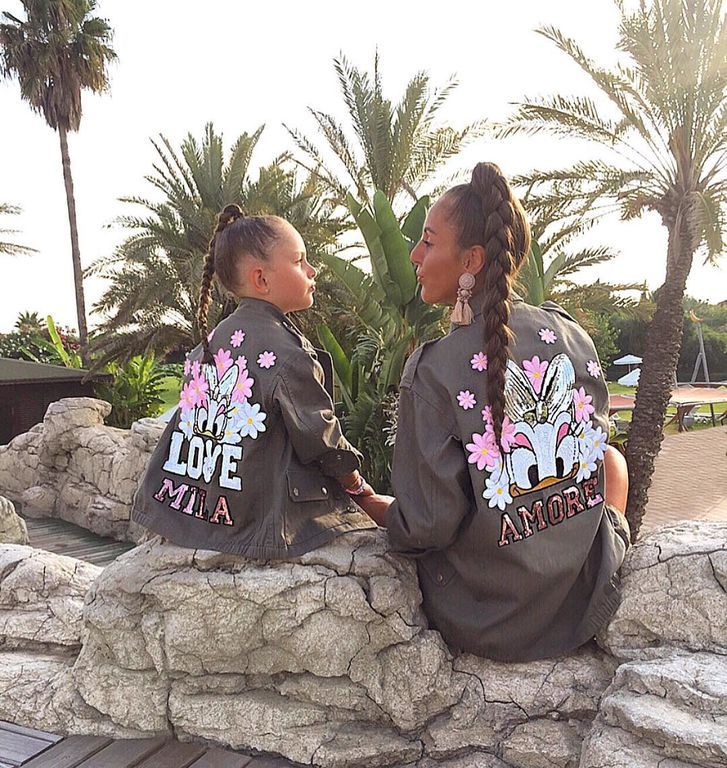 Their style rocks! Μαμά και κόρη δίνουν μαθήματα στιλ (pics)