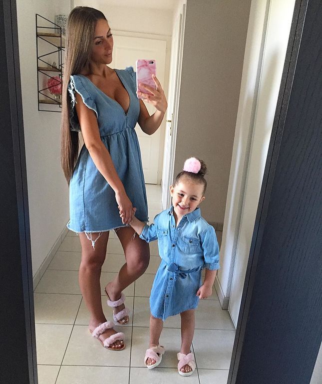 Their style rocks! Μαμά και κόρη δίνουν μαθήματα στιλ (pics)