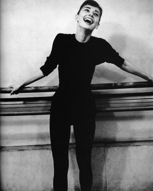 Κι όμως!Η παγκοσμίως φημισμένη Audrey Hepburn παρά το μόνιμο χαμόγελο της είχε αποβάλλει τρεις φορές