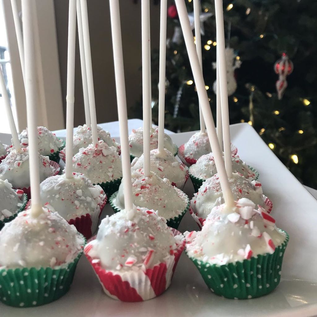 Η καλύτερη συνταγή για θεϊκά cake pops είναι αυτή (pics+vid)