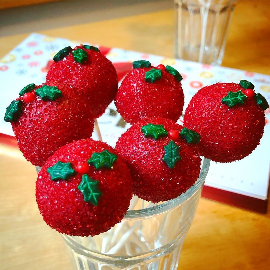 Η καλύτερη συνταγή για θεϊκά cake pops είναι αυτή (pics+vid)