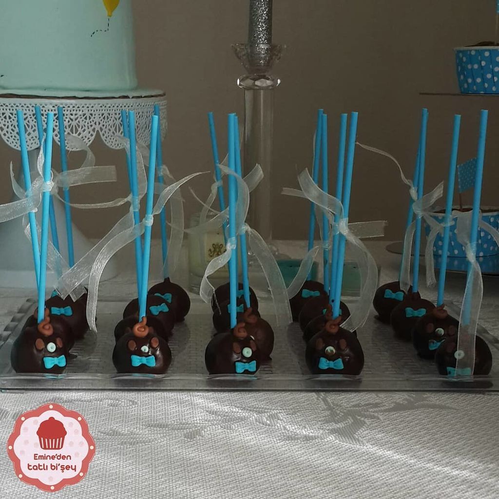 Η καλύτερη συνταγή για θεϊκά cake pops είναι αυτή (pics+vid)