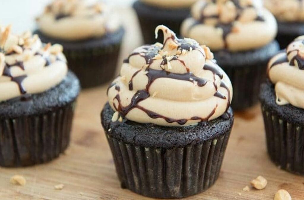 Φτιάξτε cupcakes μαζί με τα παιδιά σας ακολουθώντας αυτή την εύκολη συνταγή (vid