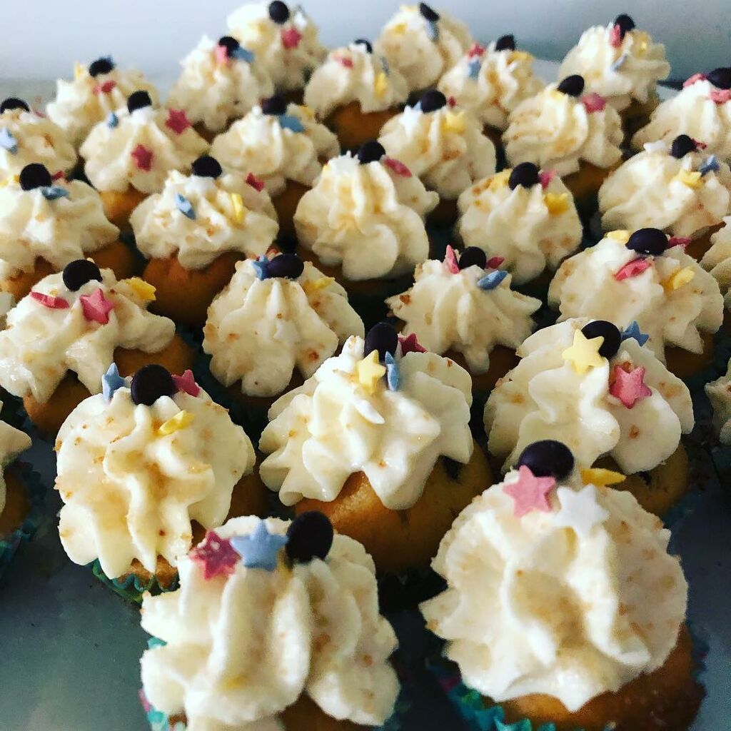 Φτιάξτε cupcakes μαζί με τα παιδιά σας ακολουθώντας αυτή την εύκολη συνταγή (vid