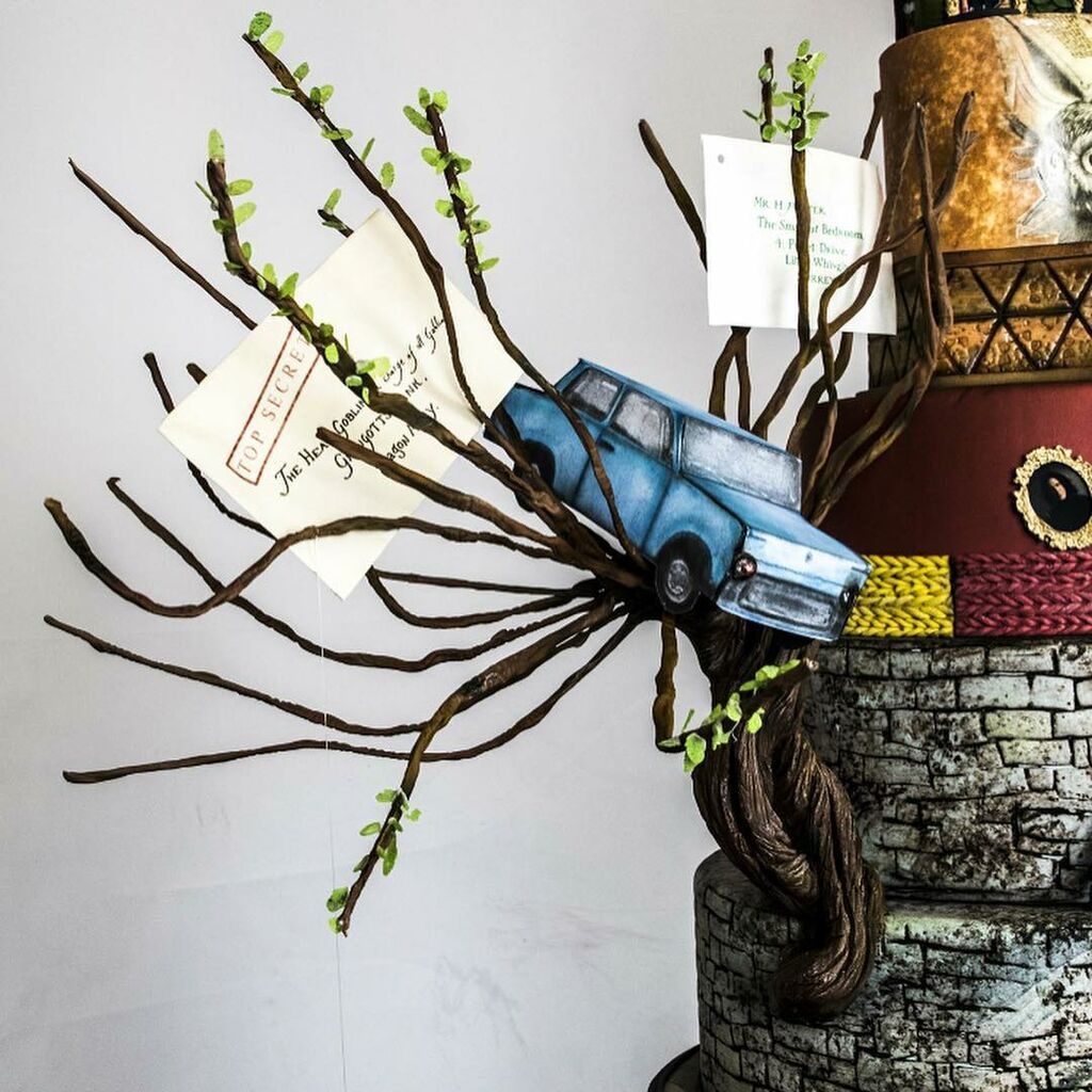 Έχουμε δει πολλές τούρτες Harry Potter όμως αυτή μας έκανε να γουρλώσουμε τα μάτια μας (pics&vid)