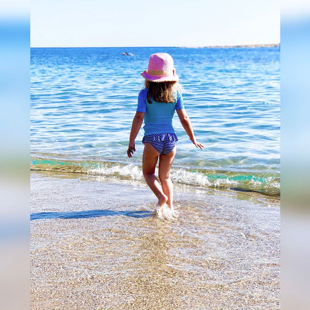 Ελένη Μενεγάκη: 4 φορές που τα παιδιά της την ενόχλησαν κατά τη διάρκεια της εκπομπής (vid+pics)