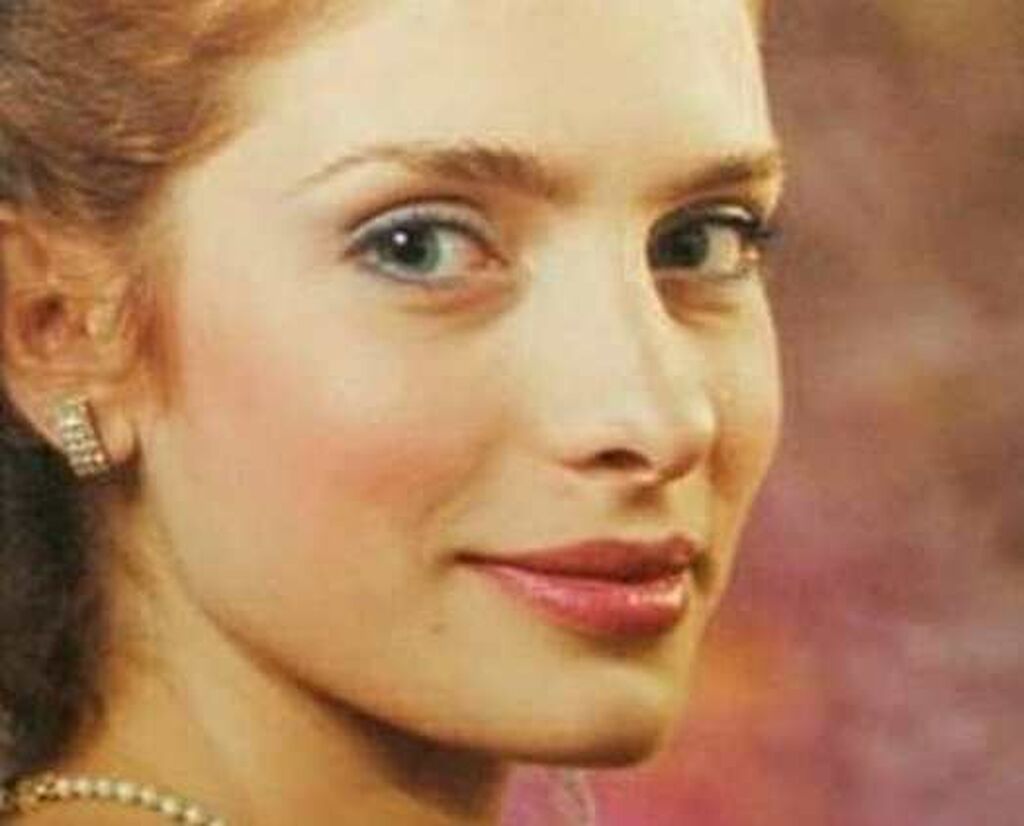 Ελένη Μενεγάκη: Μας έδειξε τη Βαλέρια και ένα έχουμε να πούμε είναι ολόιδιες (pics)