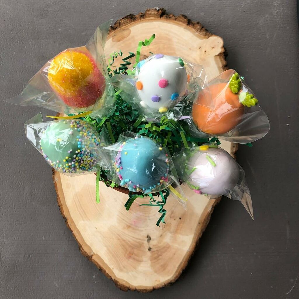 Πασχαλινά cake pops: Τα παιδιά θα λατρέψουν αυτά πολύχρωμα, γλυκά αυγά! (pics & vid)