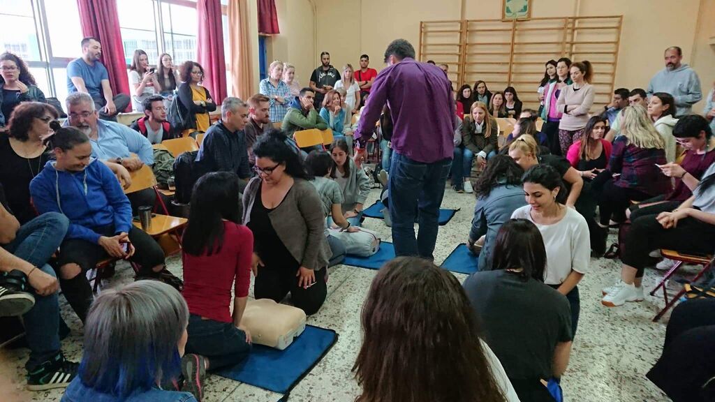 Γιατί το σεμινάριο πρώτων βοηθειών που πρακολούθησω είναι το καλύτερο πράγμα που έχω κάνει τελευταία