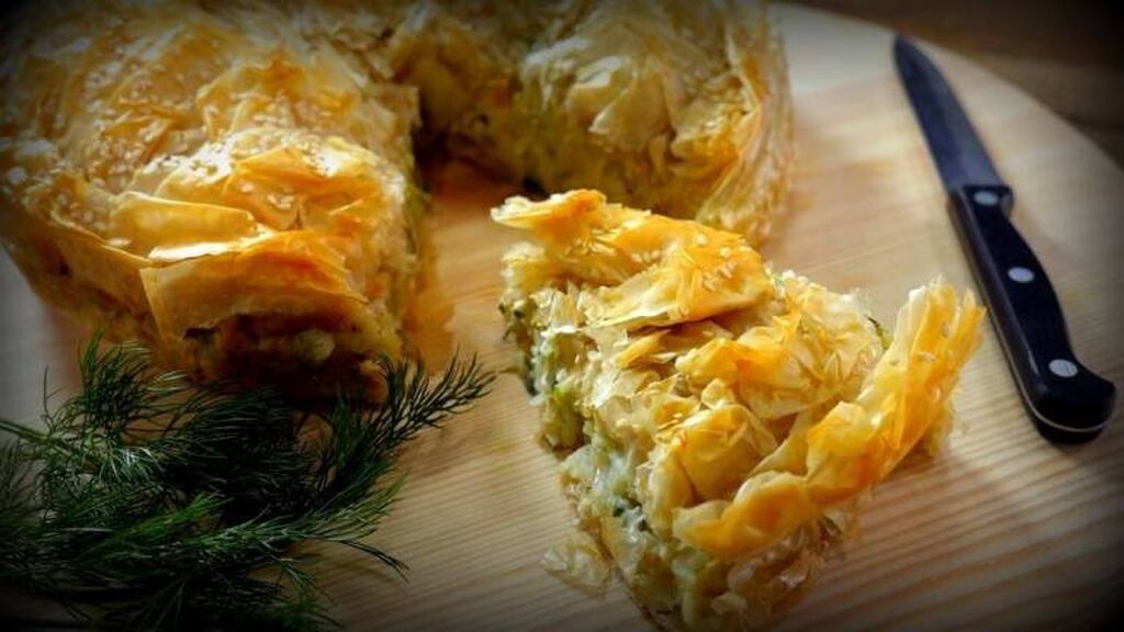 Πατσαβουριαστή πατατόπιτα με φύλλα κρούστας - Είναι και νηστίσιμη (vid)
