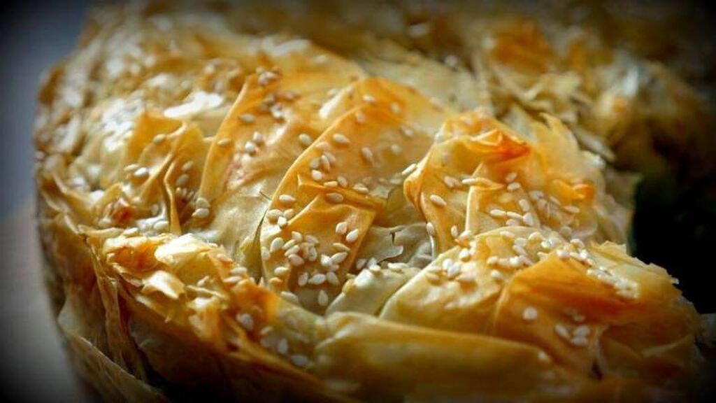 Πατσαβουριαστή πατατόπιτα με φύλλα κρούστας - Είναι και νηστίσιμη (vid)