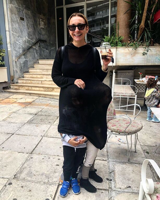 Όπως έγραψε και στο Instagram η ίδια κάτω από τις φωτογραφίες της: «Το ξέρετε ότι τα παιδιά αγαπούν τη ρουτίνα ?