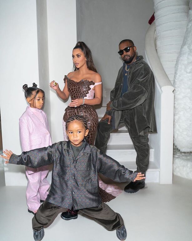 Saint West:Υπέροχες φώτο του γιου της Kim Kardashian που πρέπει να δεις - Είναι αξιολάτρευτος (pics)