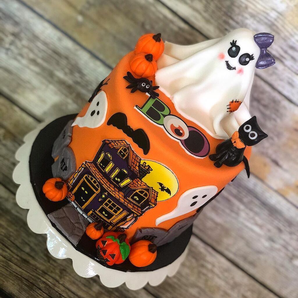 πηγή: Instagram account @ rebeccas_cakes
