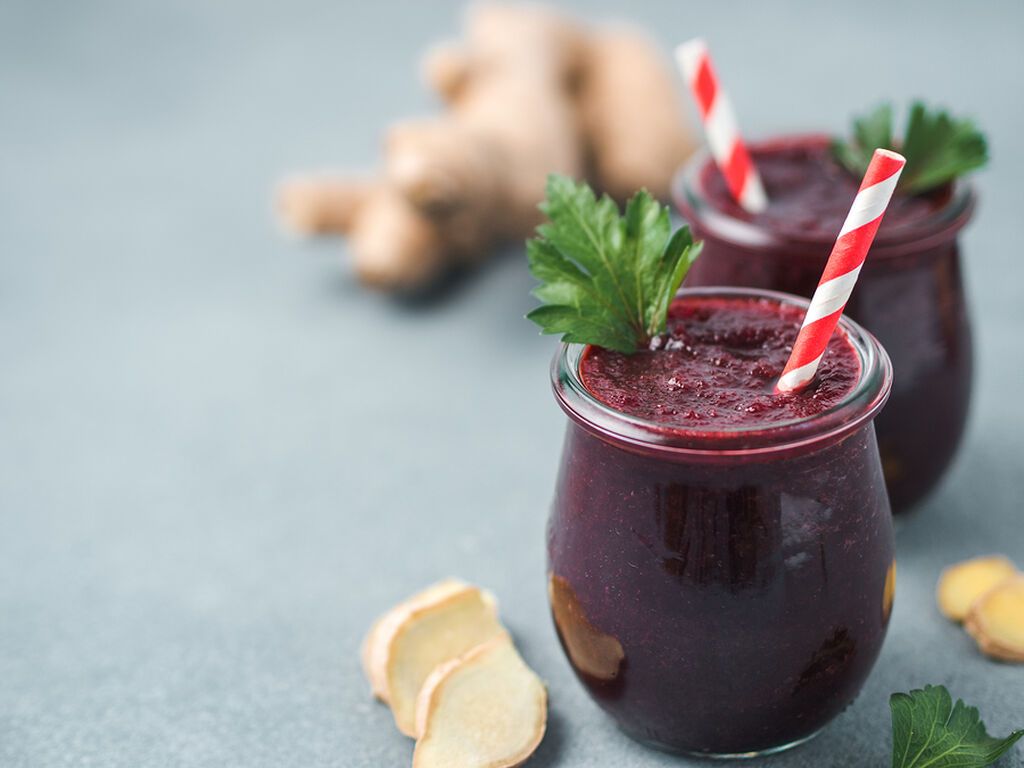 Τρίτη
Πρωινό: smoothie με παντζάρι και καρότο
Μεσημεριανό: σαλάτα με σπανάκι, κολοκύθι και λάχανο
Βραδινό: ένα πιάτο με αβοκάντο και μία φέτα χαλούμι