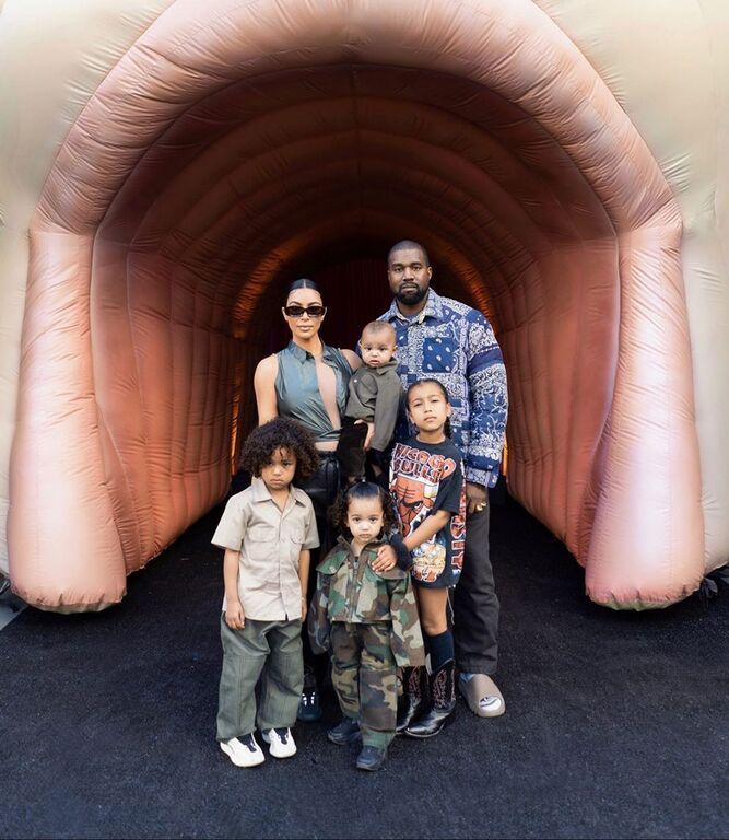 Τα πιο ακριβά πράγματα που έχει αγοράσει η Kim Kardashian στα παιδιά της (vid)